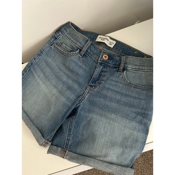 Abercombie Kids *Size 11/12* - Picture 1 of 3